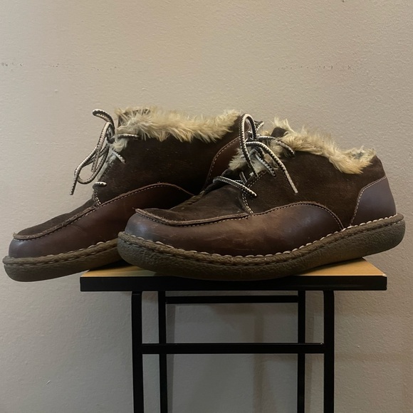 Windriver Shoes - WindRiver Brown Leather & Suede Faux-Fur Lined Lace-Up Loafers – Size 9 GUC